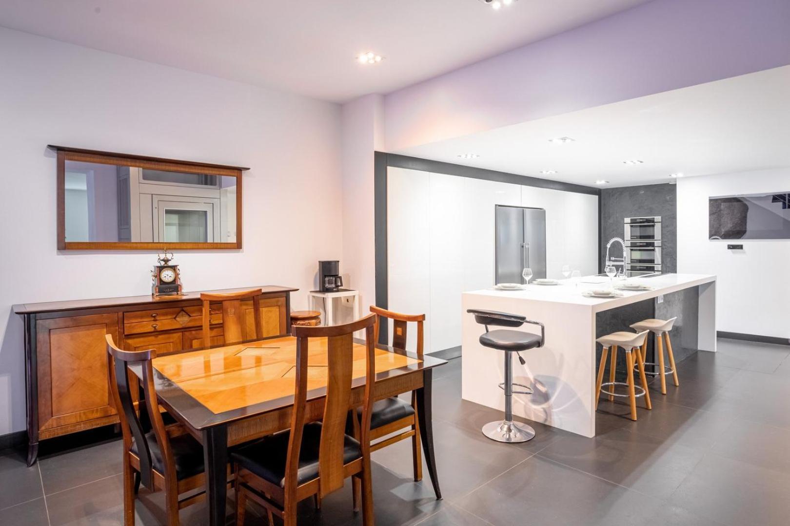 L'empereur Somptueux Duplex Au Style Raffine, Petit Juas, Proche Du Centre Cannes